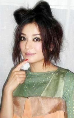美图秀秀教你轻松搞定lady gaga超Q发型