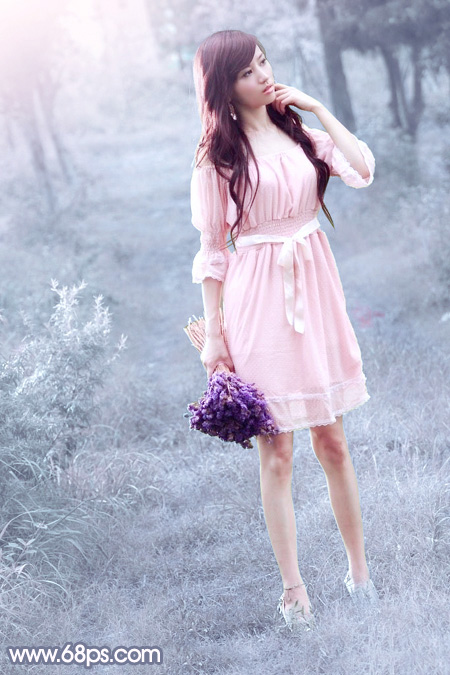 Photoshop打造梦幻的淡蓝色树林美女图片 全福编程网