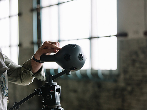 180543_02_OZO_at_Studio.jpg