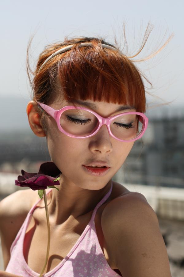 Photoshop提亮美化发暗MM照片糖水片效果 全福编程网教程